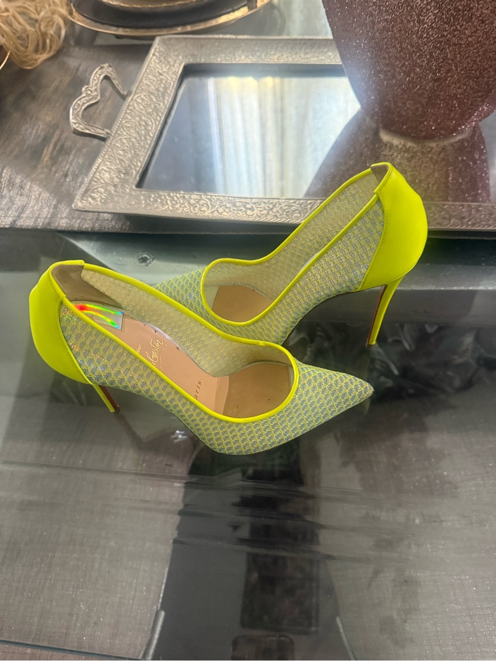 Christian Louboutin Follies Lace 100 Pumps – Neon Yellow – EU 38 / US 7